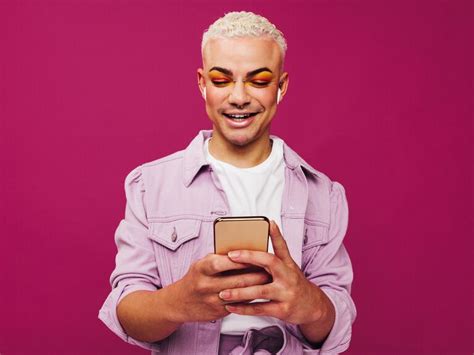 The Best Gay Dating Apps for LGBTQIA+ to Download ASAP